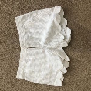 Lilly Pulitzer White Scalloped Shorts